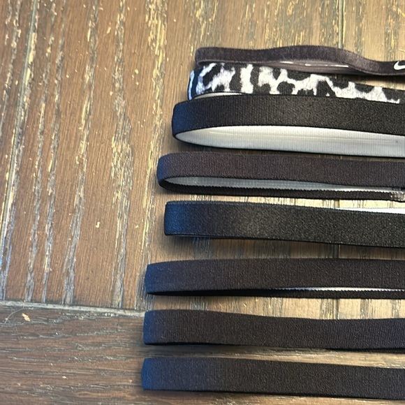 Nike Hairbands.  Black and White. 8.5” Super Stretchy.  You get 8! - Picture 3 of 5